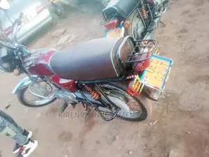 Bajaj Boxer BM100KS 2016 Red