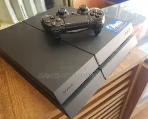 Ps4 Standard With One Pad