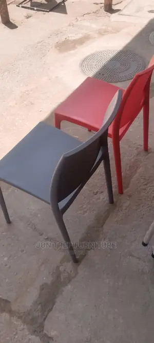 Plastic Restaurant Chair
