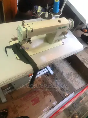 Zoje Industrial Sewing Machine