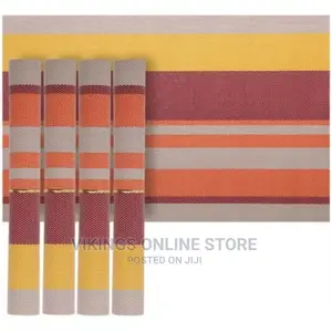 6 PCS Table Mats With a Runner