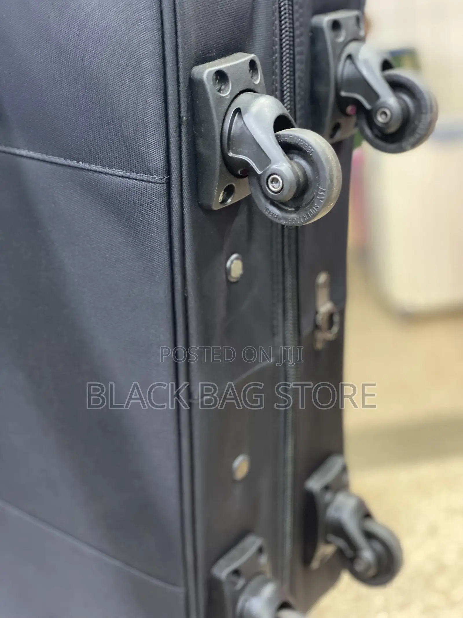 Suit Carrier
