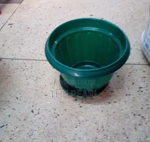 Plastic Flower Pots