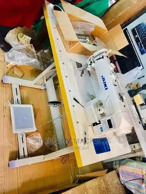 Juki Industrial Sewing Machine
