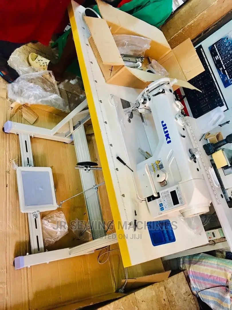 Juki Industrial Sewing Machine