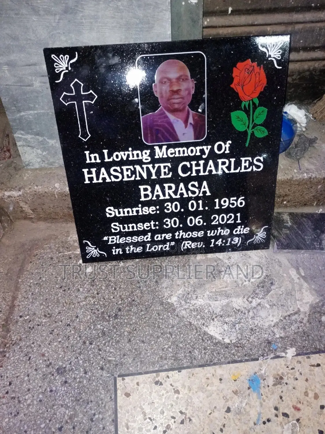 Memorial Stone Head