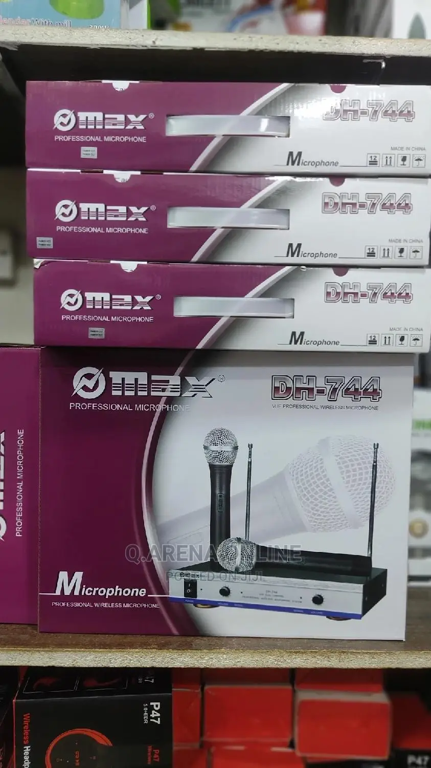 Max Professional Wireless Microphone