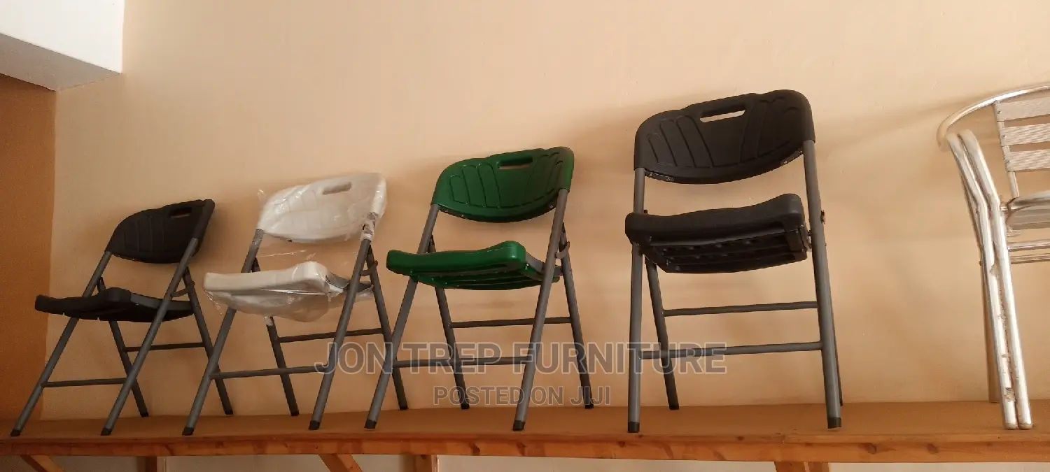 Plastic Restaurant Chair Foldable.