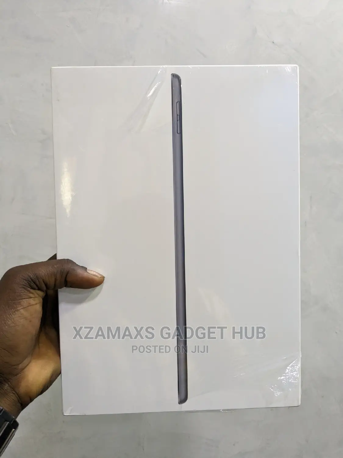 New Apple iPad 10.2 (2021) 64 GB Gray