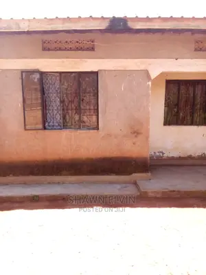 Furnished 2bdrm Bungalow in Nakawa for sale