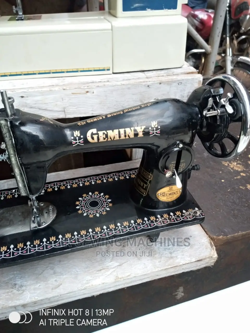 Geminy Sewing Machine