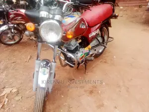 Bajaj Boxer BM100KS 2017 Purple