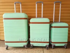Plastic Travel Waterproof Suitcase