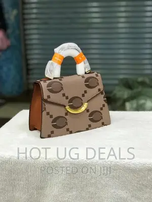 Ladies Classic Handbag