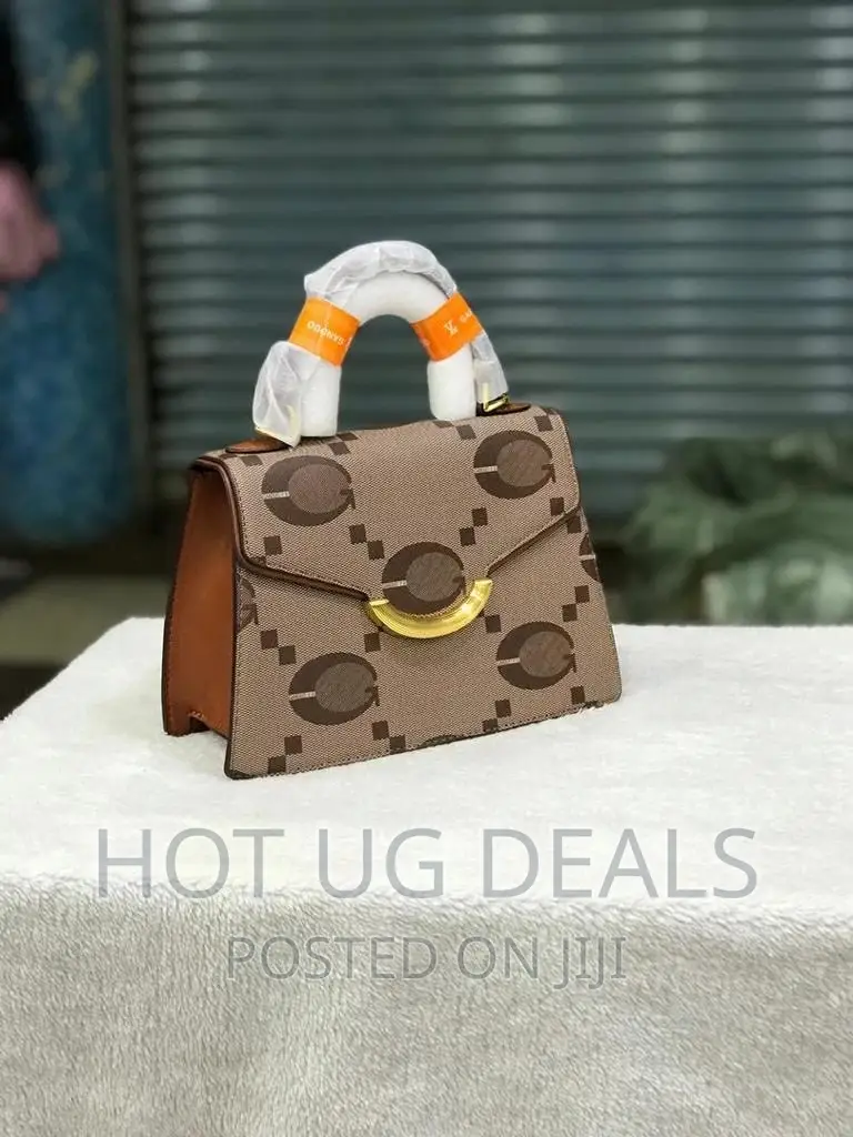 Ladies Classic Handbag