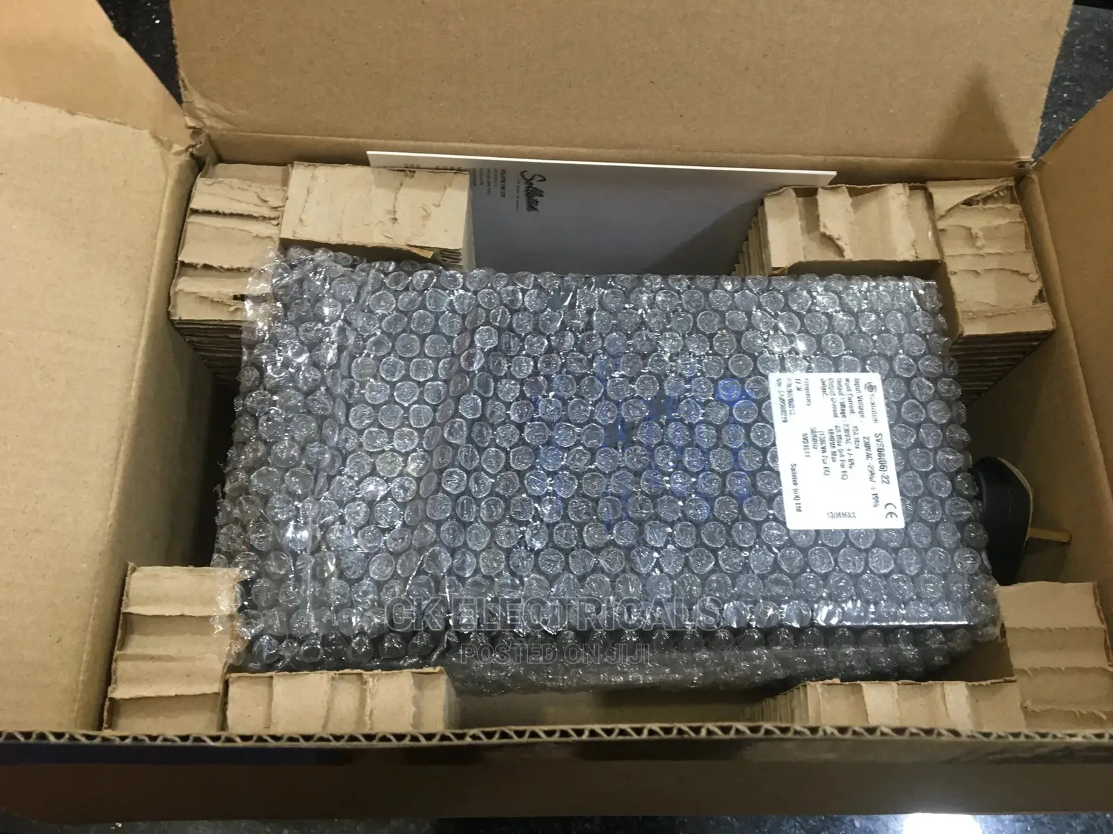 Sollatek Voltage Stabiliser 3000watts