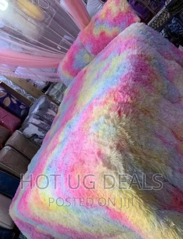 6*6 6pc Fluffy DUVET 1 Duvet ,2 Pillowcases,2 Cushion Covers