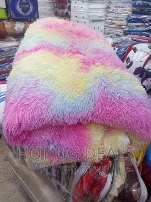 6*6 6pc Fluffy DUVET 1 Duvet ,2 Pillowcases,2 Cushion Covers