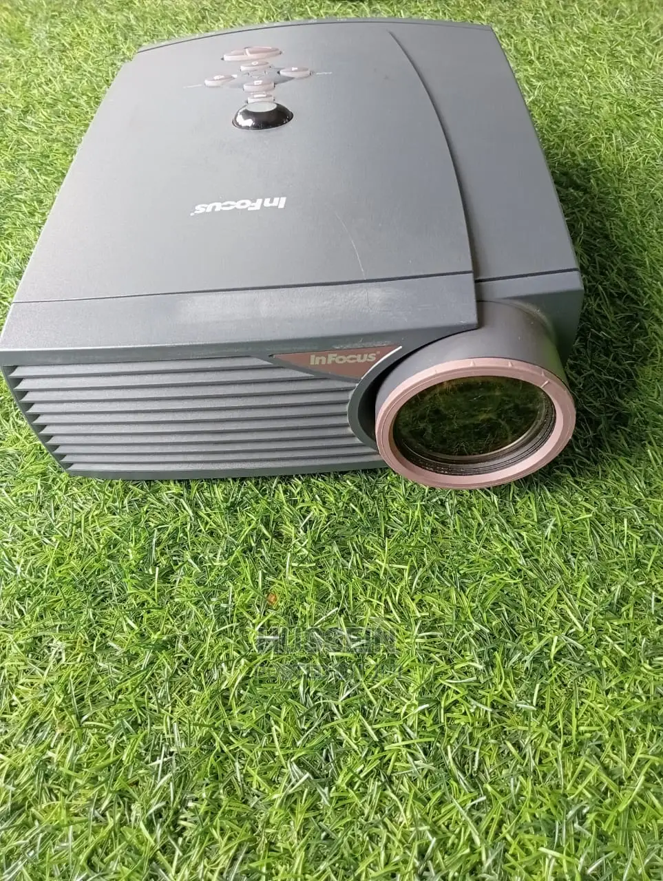 Infocus LP400 Portable DLP Projector