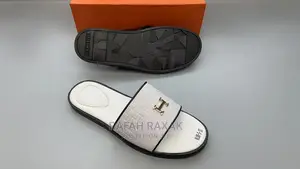 Classic Hermes Push In’S