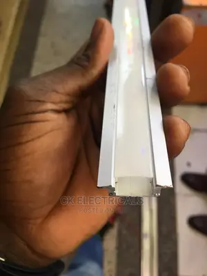 Aluminum Profile Fitting Complete With Lightings
