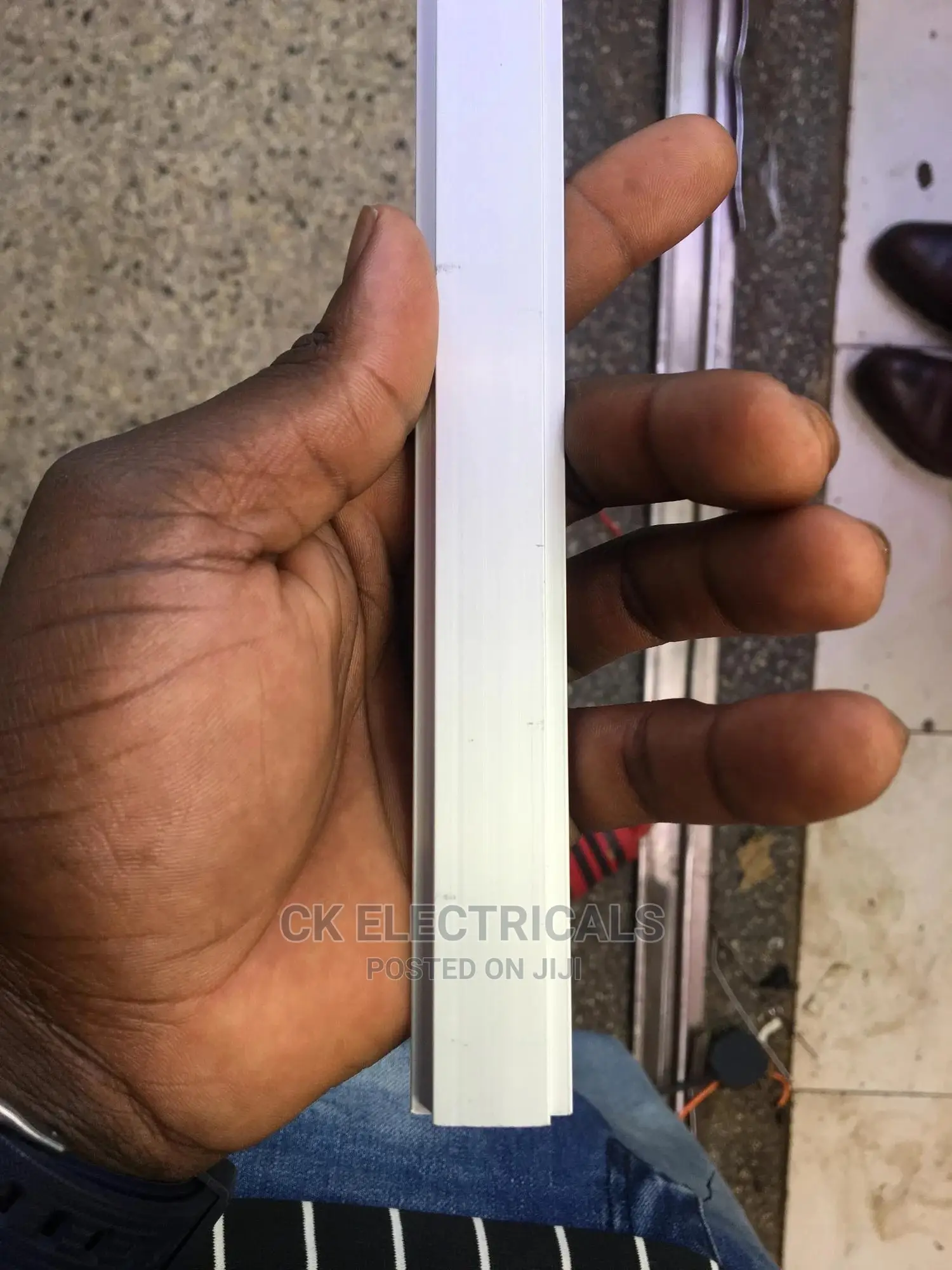 Aluminum Profile Fitting Complete With Lightings
