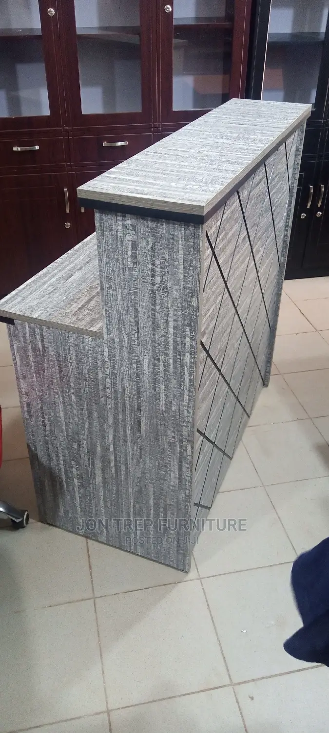 Reception Table Gray