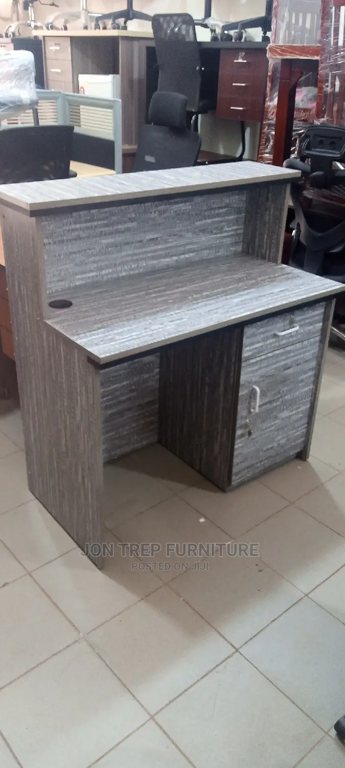 Reception Table Gray
