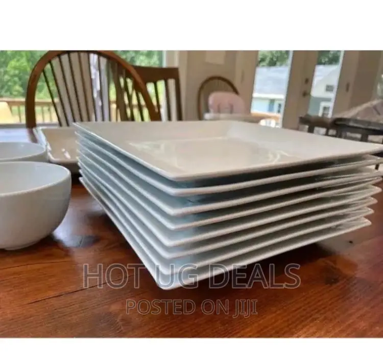 6 Pieces Of Square Checked Plates -white