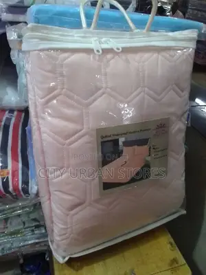 Dream Beddings Waterproof Mattress Protector