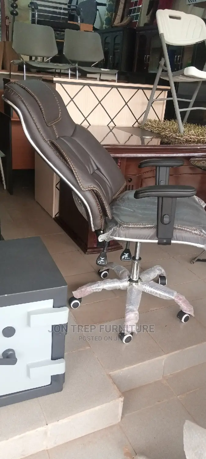 Executive Office Chair Brown