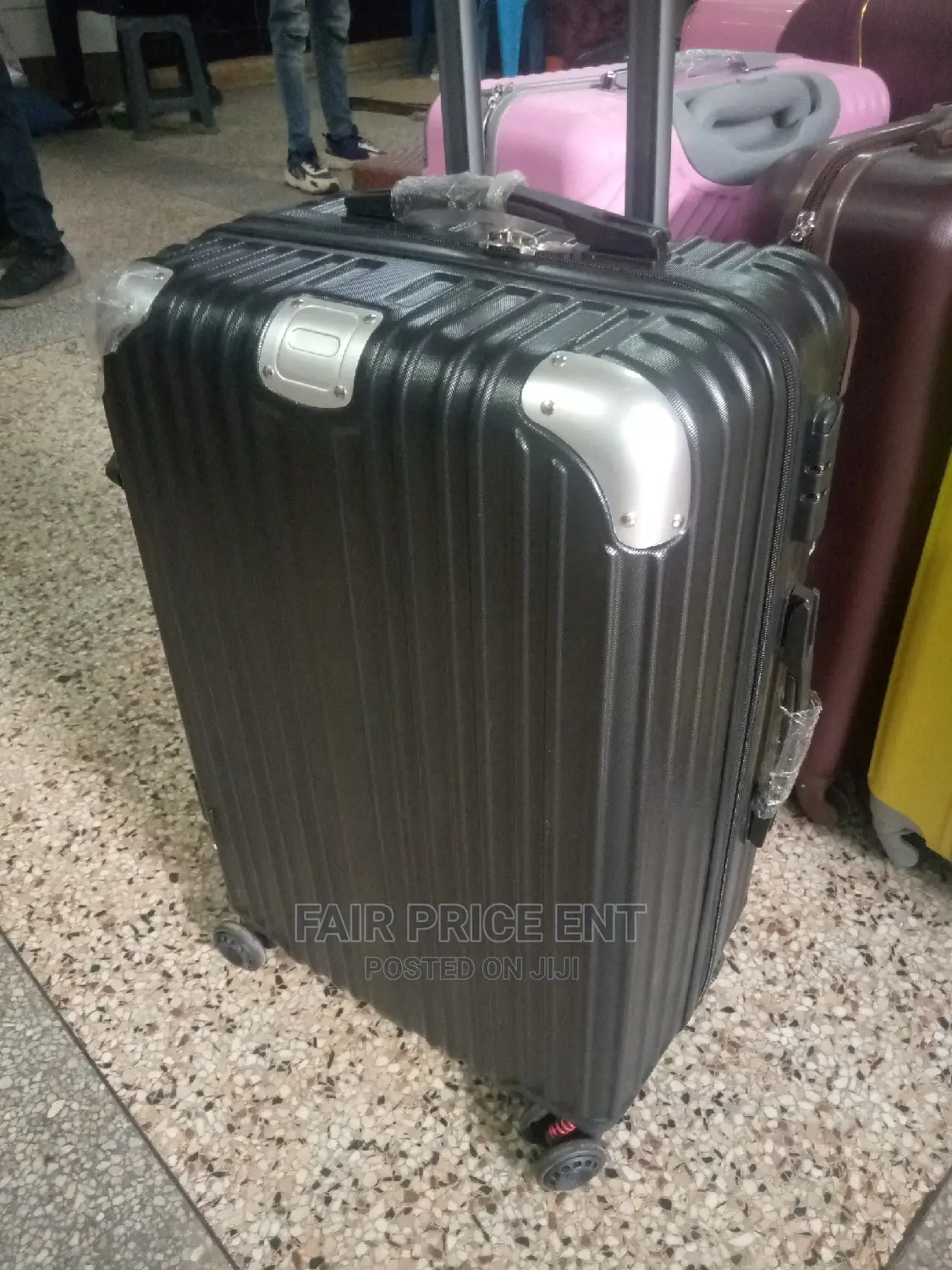 Plastic Suitcases Medium ( Black)