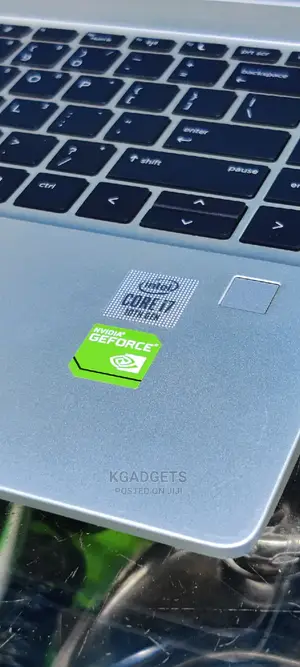Laptop HP ProBook 440 G7 8GB Intel Core I7 HDD+SSD 1T