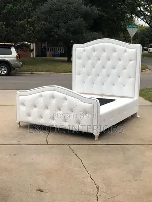 Queen Bed of 5x6 Feet Call