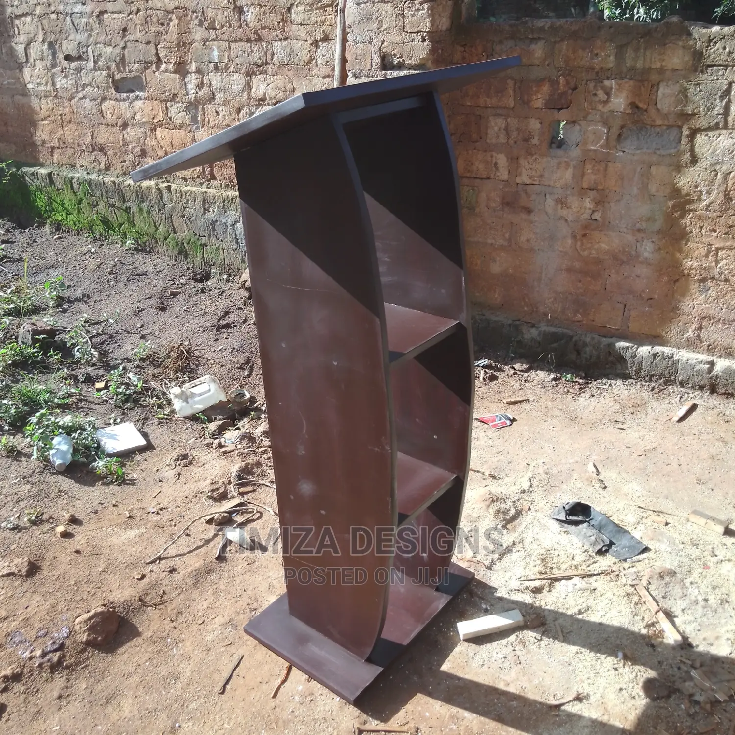Nice Podium/Pulpit - Etimo