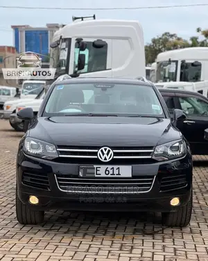 Volkswagen Touareg VR6 Executive 2011 Black