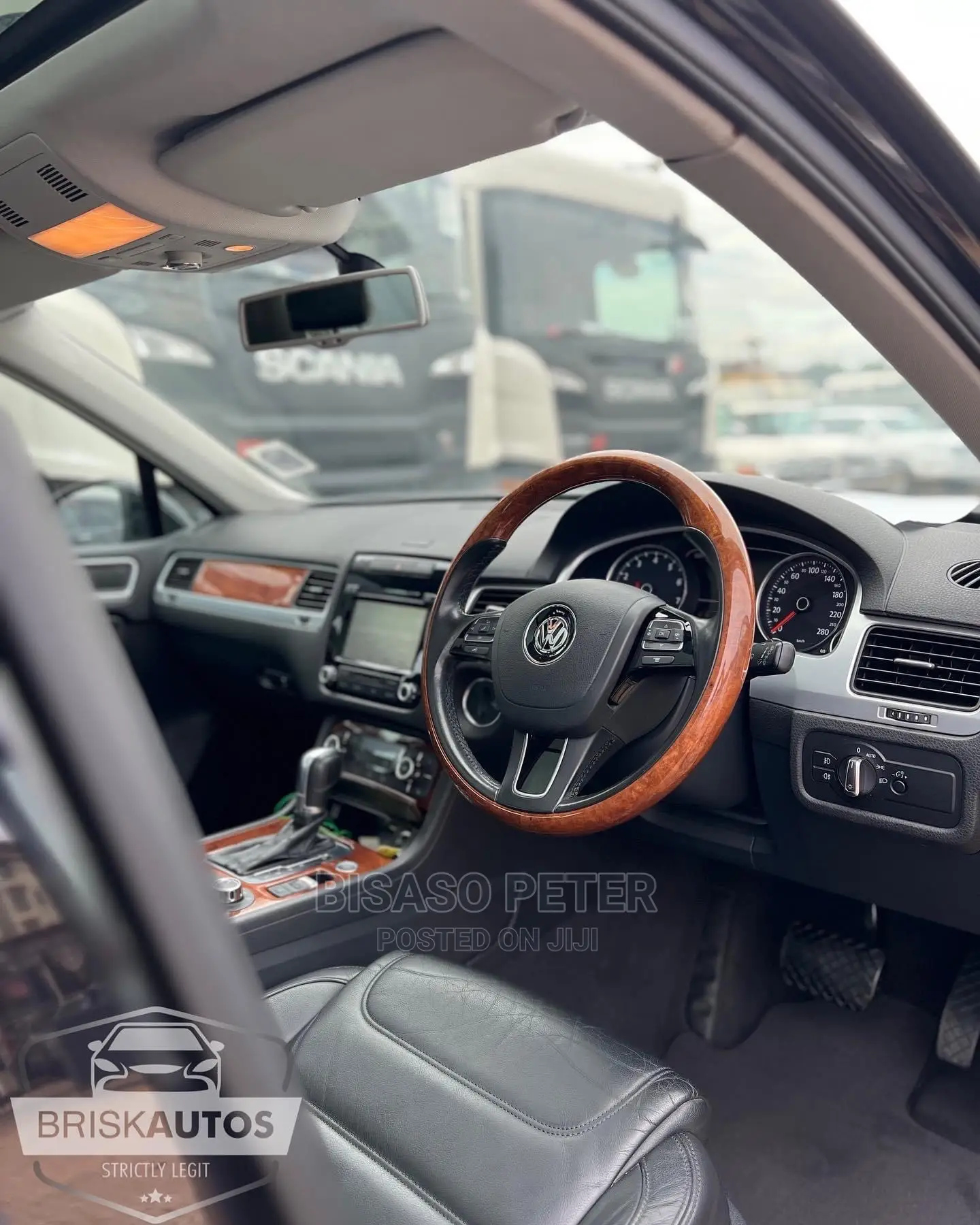 Volkswagen Touareg VR6 Executive 2011 Black
