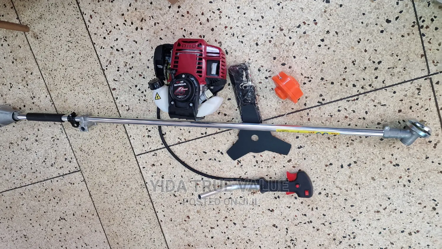 Mower Machine With 4 Stroke Engine