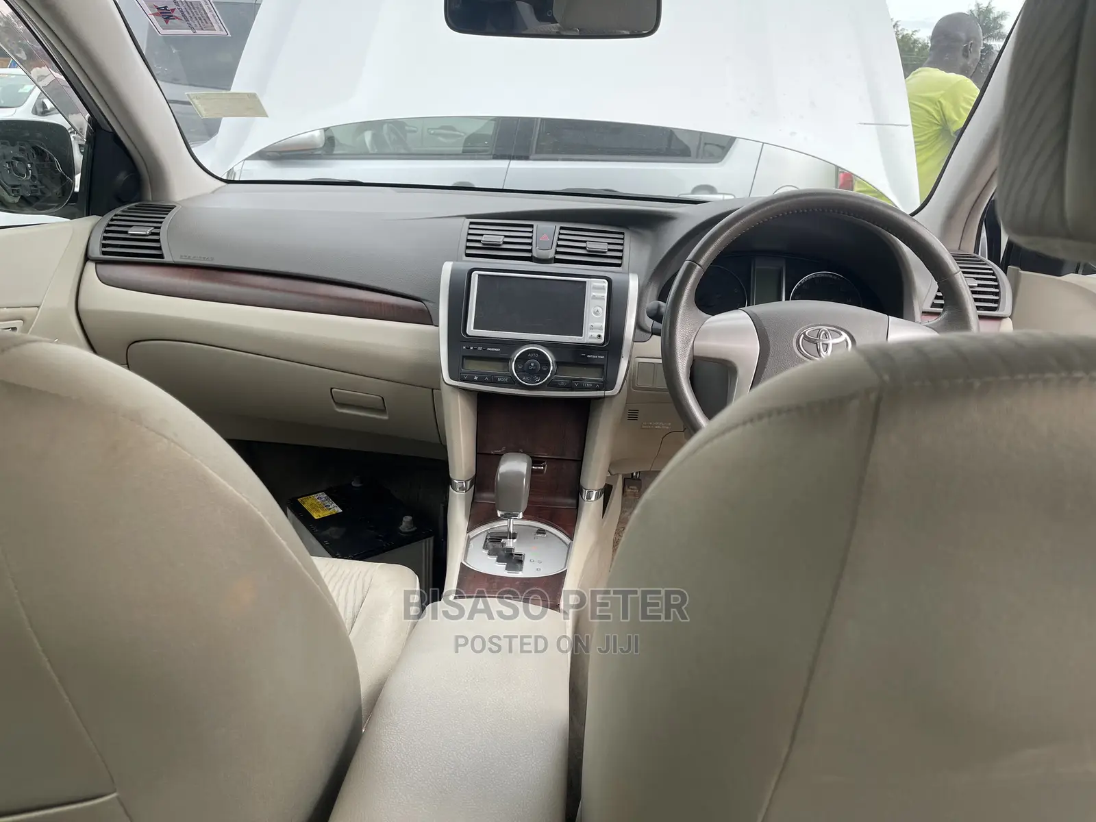 Toyota Premio 2010 Silver