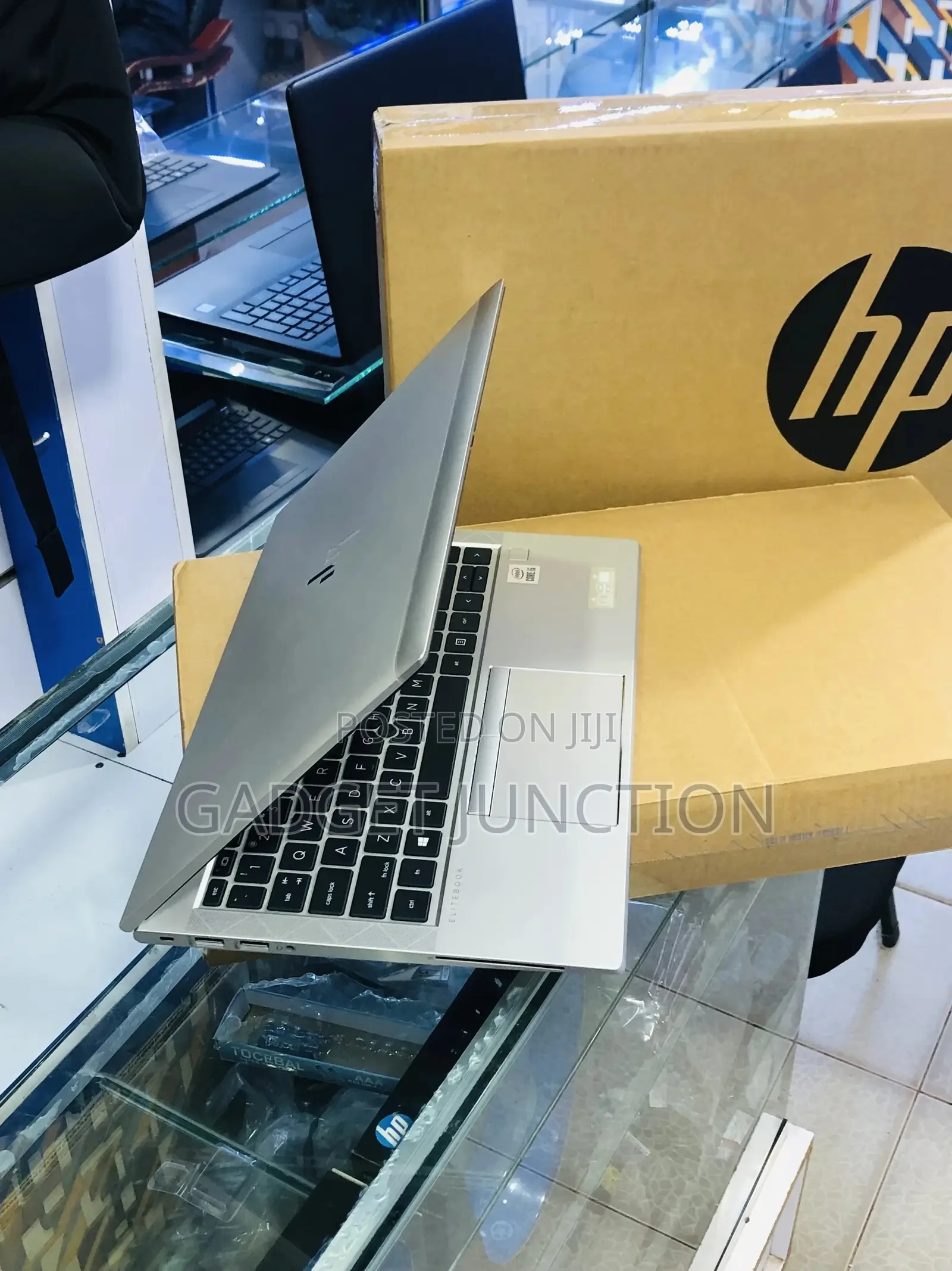 New Laptop HP EliteBook 840 G7 8GB Intel Core I5 SSD 256GB