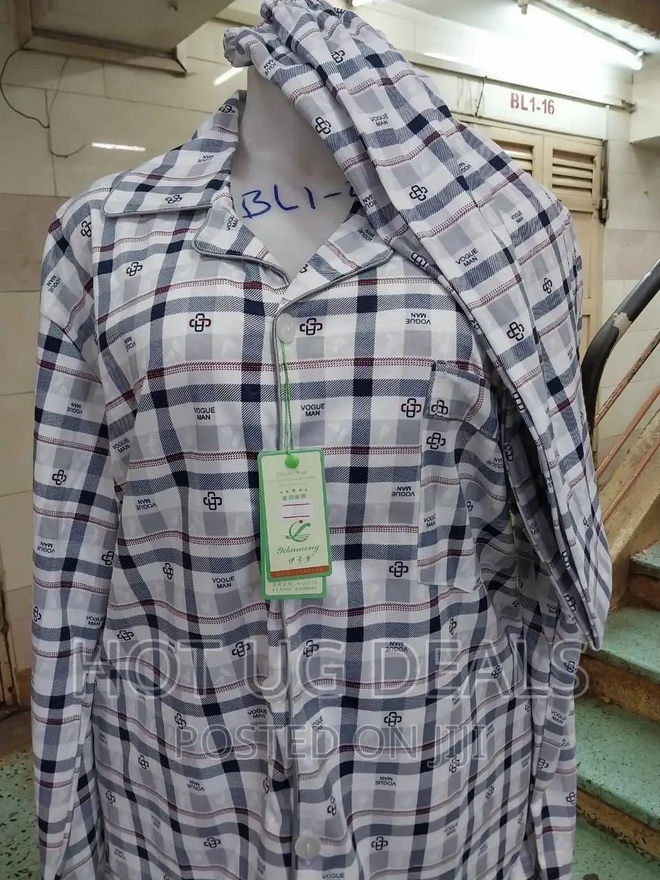 Unisex Sleep Wear- Multicolor