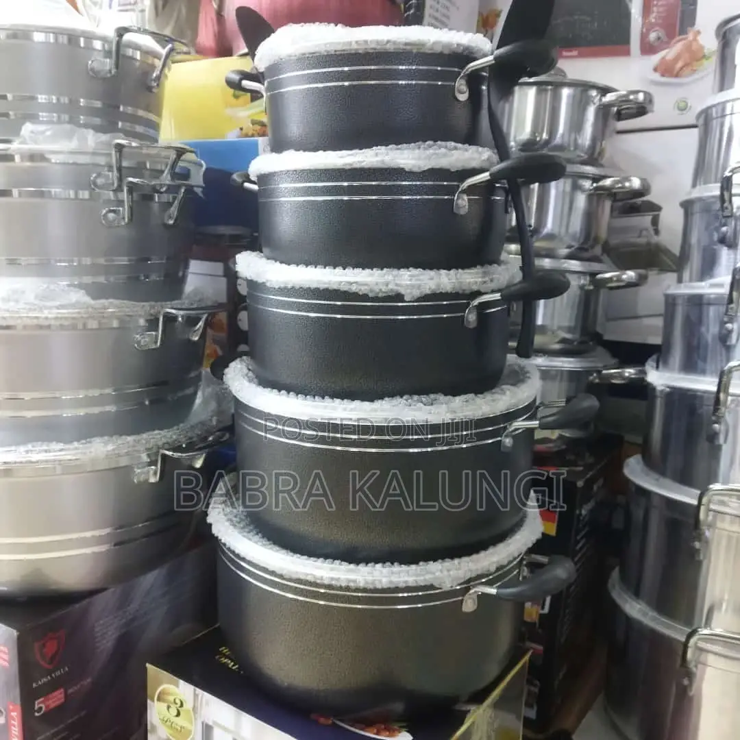 Serving and Cooking Dishes Pots