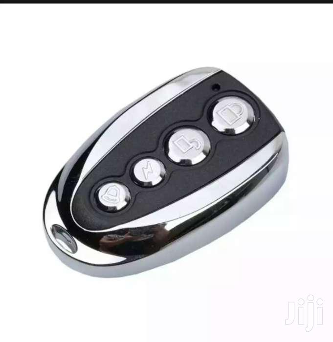 Car Duo Remote Control With an Alarm