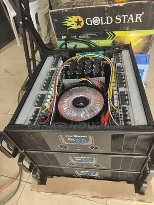 Power Amplifiers /Amplifers /Crest Audio Amplifer
