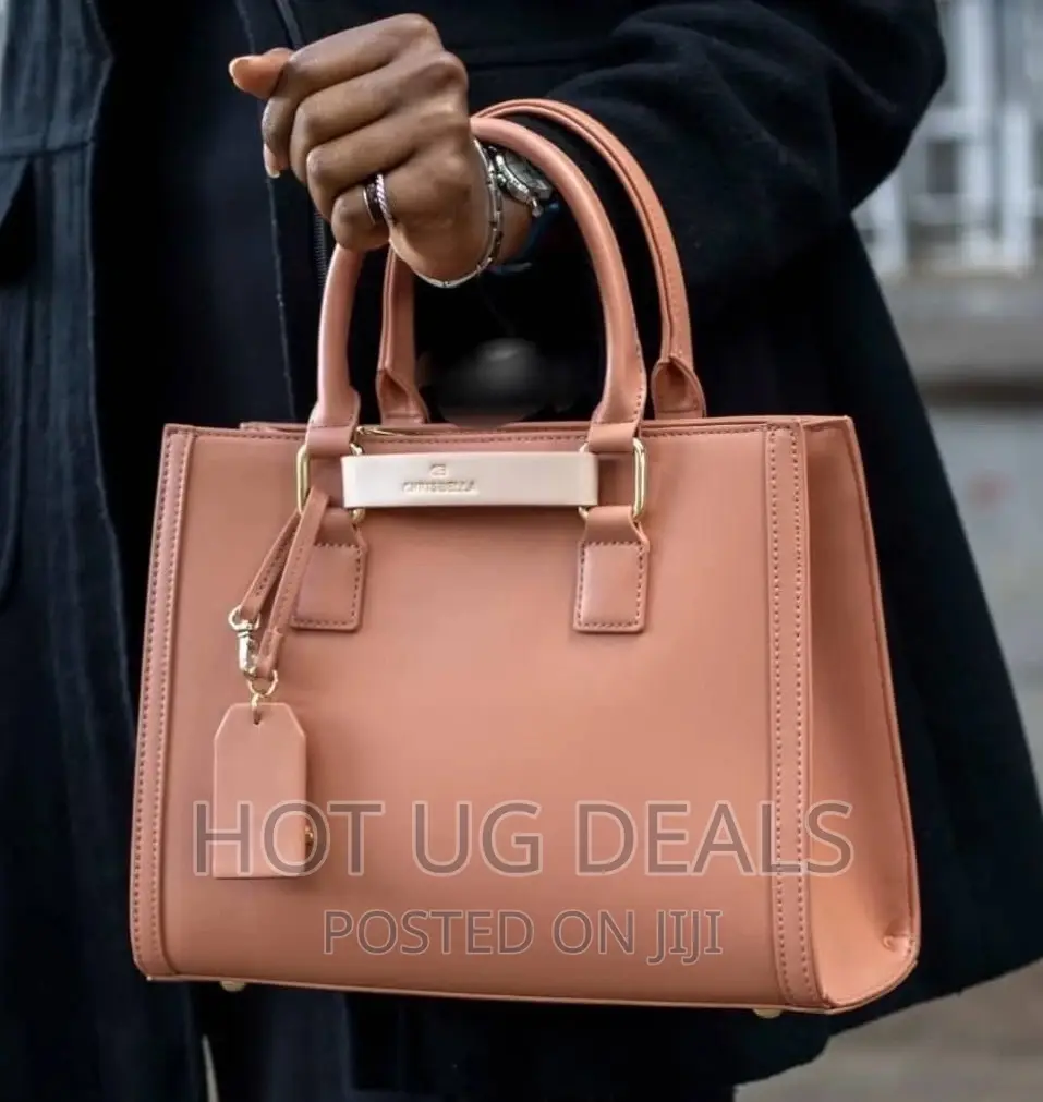 Ladies Designer Handbag - Peach