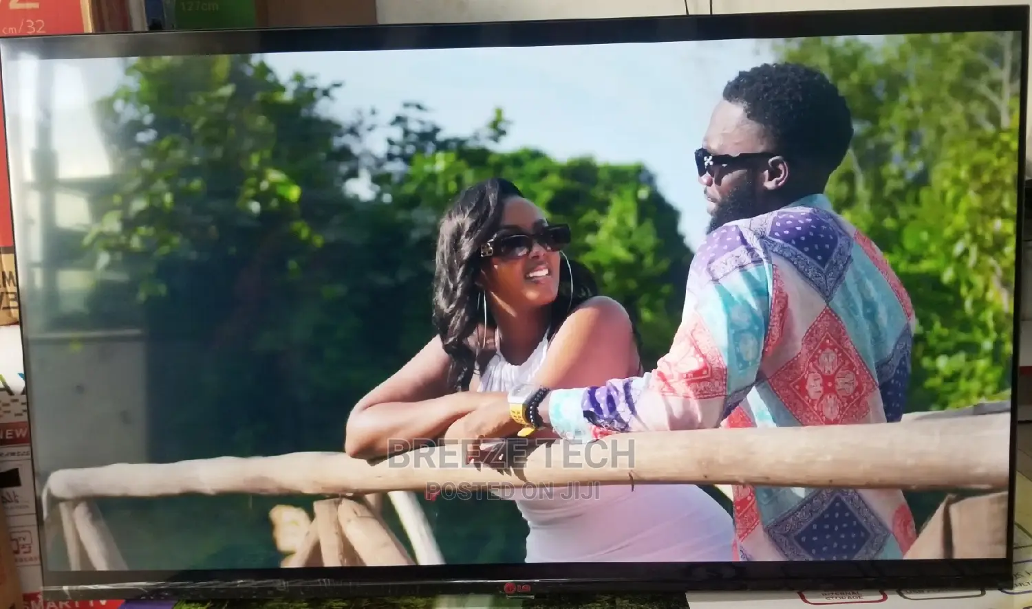 60" Lg Led Tv