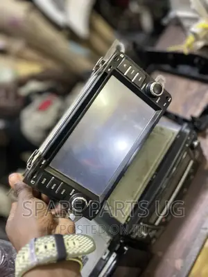 Touchscreen Car Radio With All Fm Channels