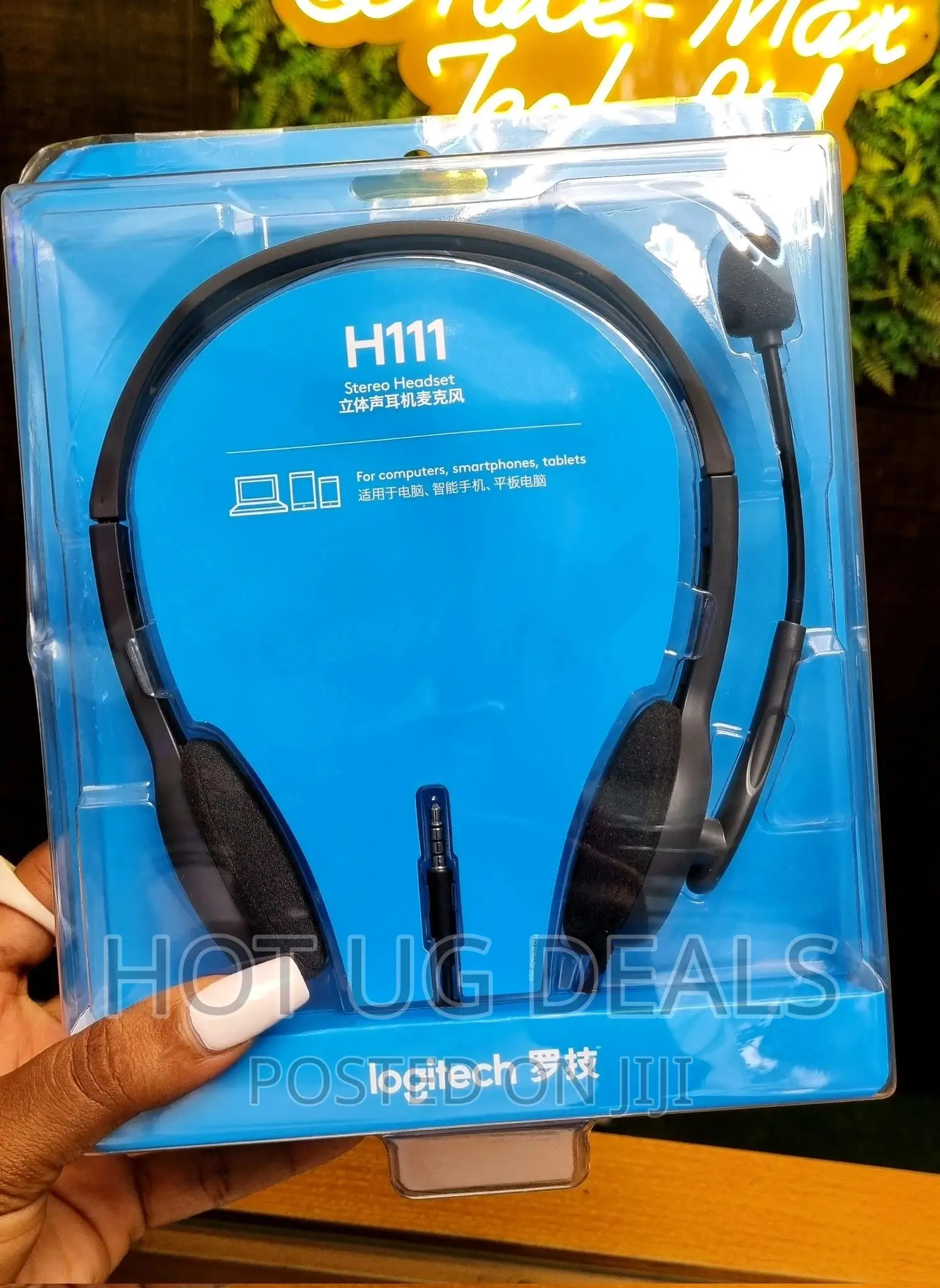 Logitech H111 Stereo Headset -Black