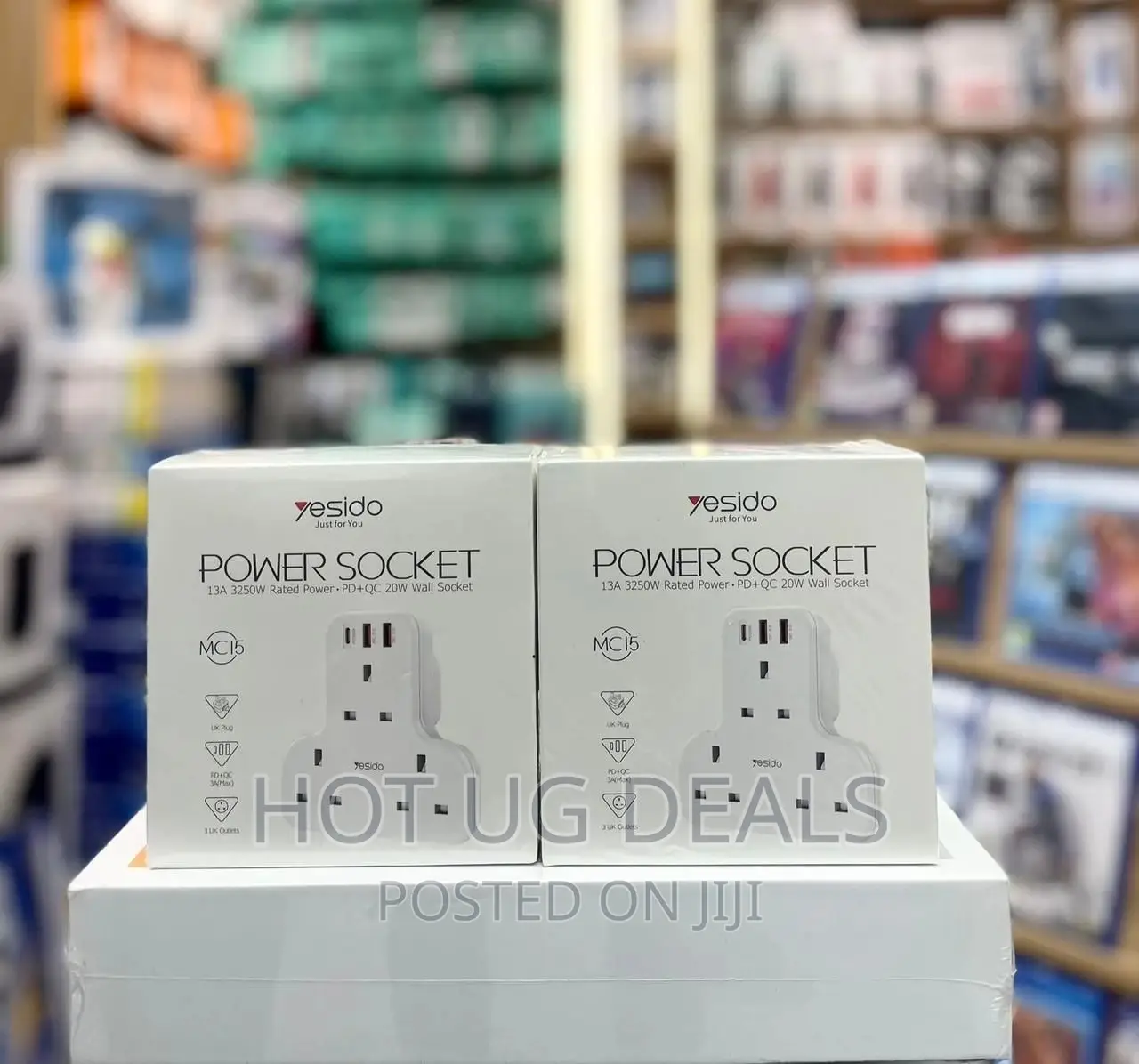 Yesido 3 Power Plug , 2 USB , 20W PD Charging Socket - White