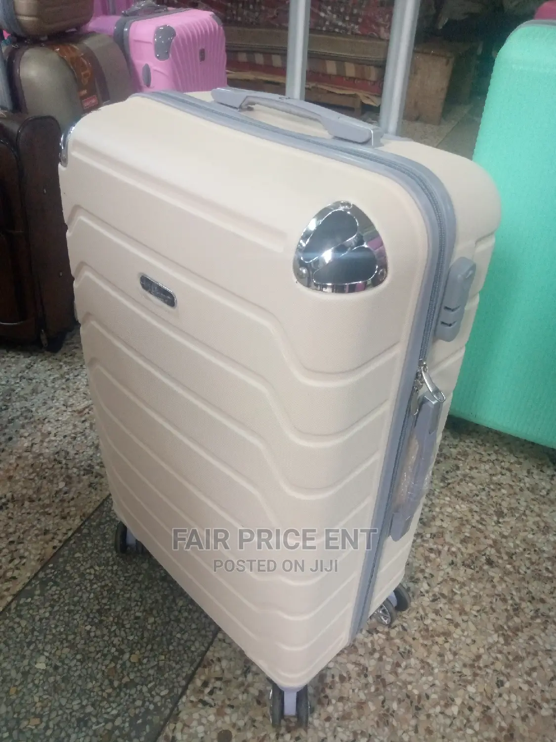 Original Plastic Suitcases.Medium.( Cream)